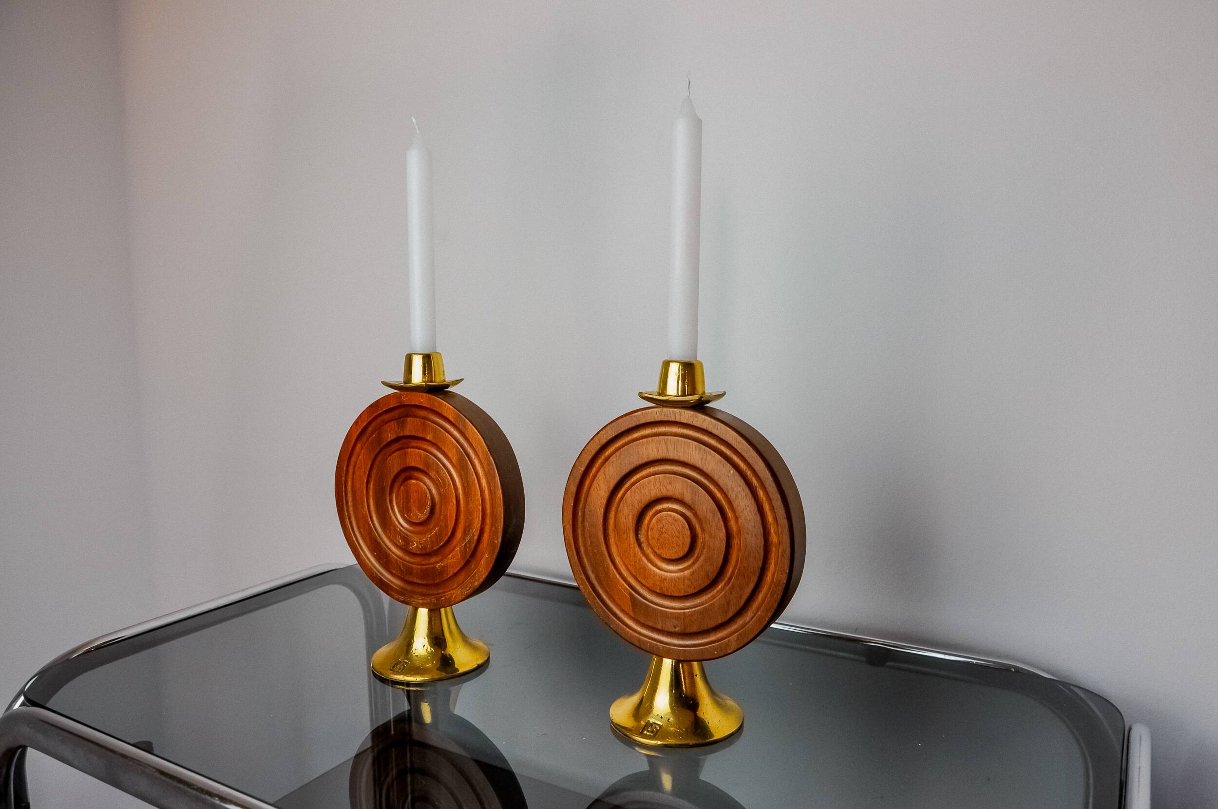 Pair of brutalist candlesticks by Ardisur, bronze and wood, Spain, 1970
