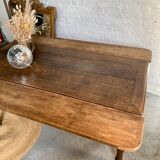 Farm table