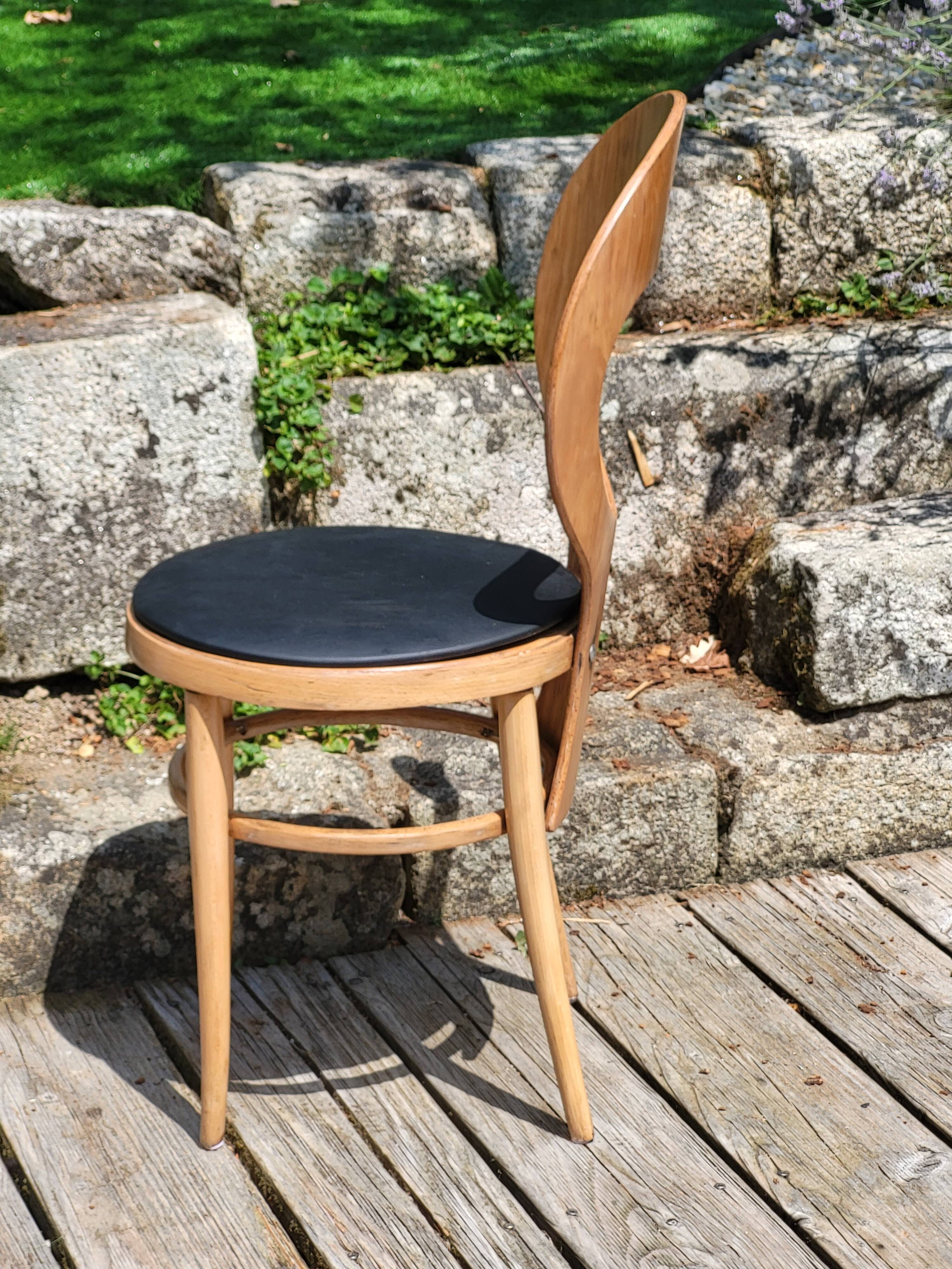6 Baumann Seagull chairs
