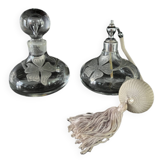 Perfume bottle and spray set