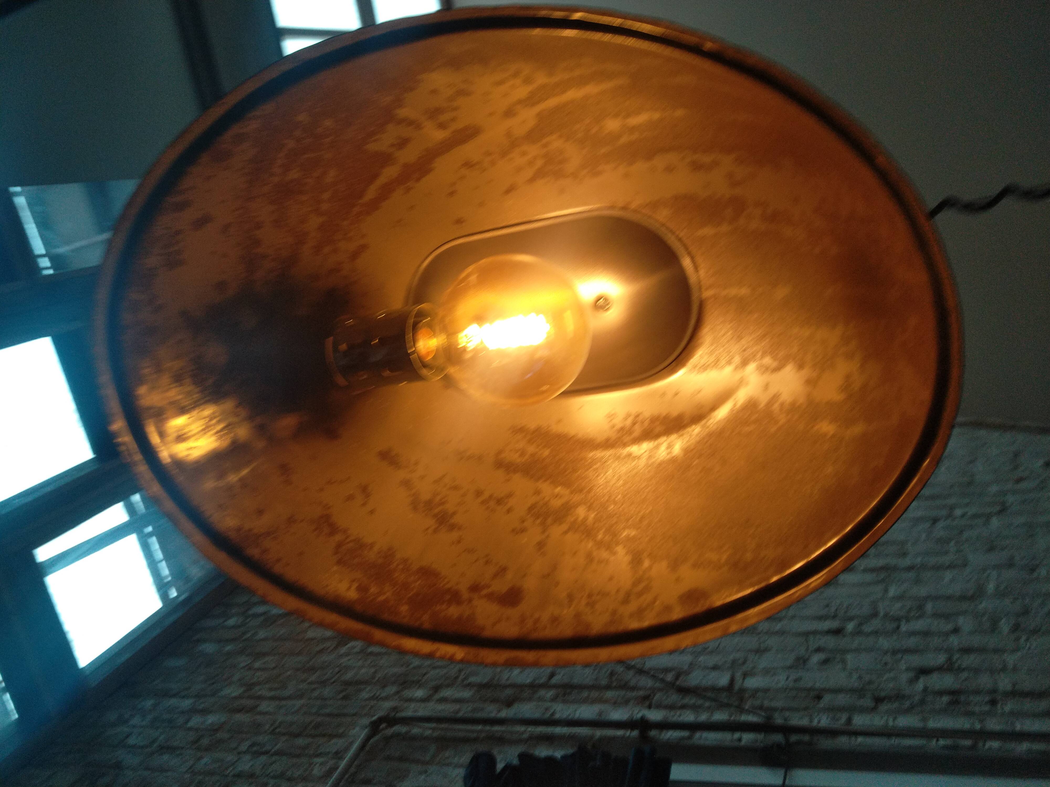 Grande lampe industrielle N°4