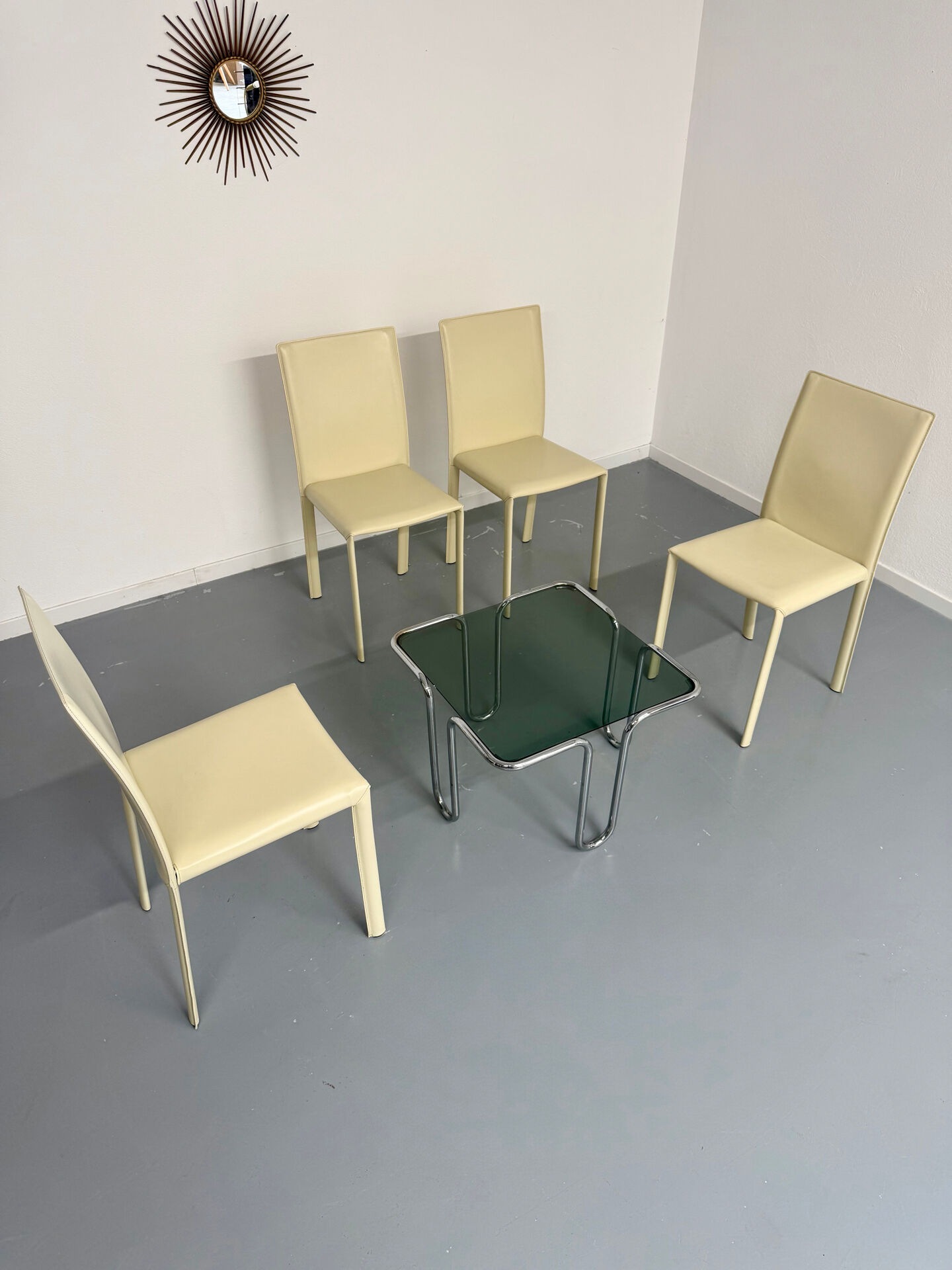 Set of 4 cream leather chairs contemporary design Colico Dress Up