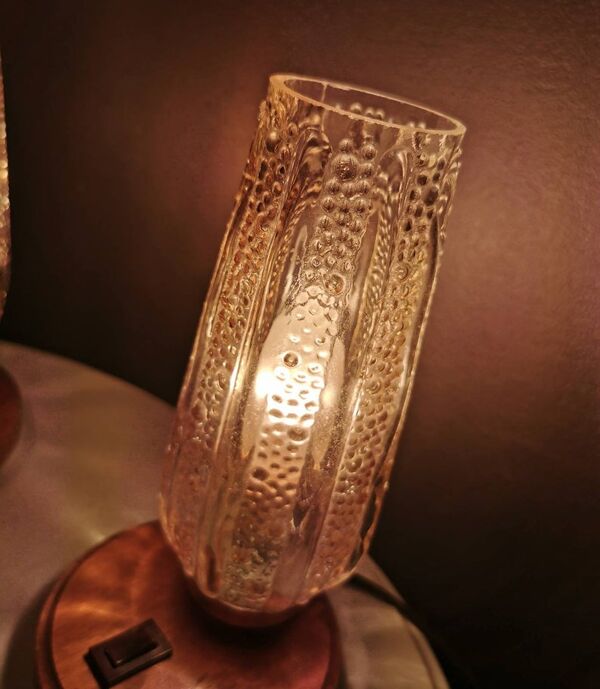 Lampes en bois avec capot en verre doré, années 70