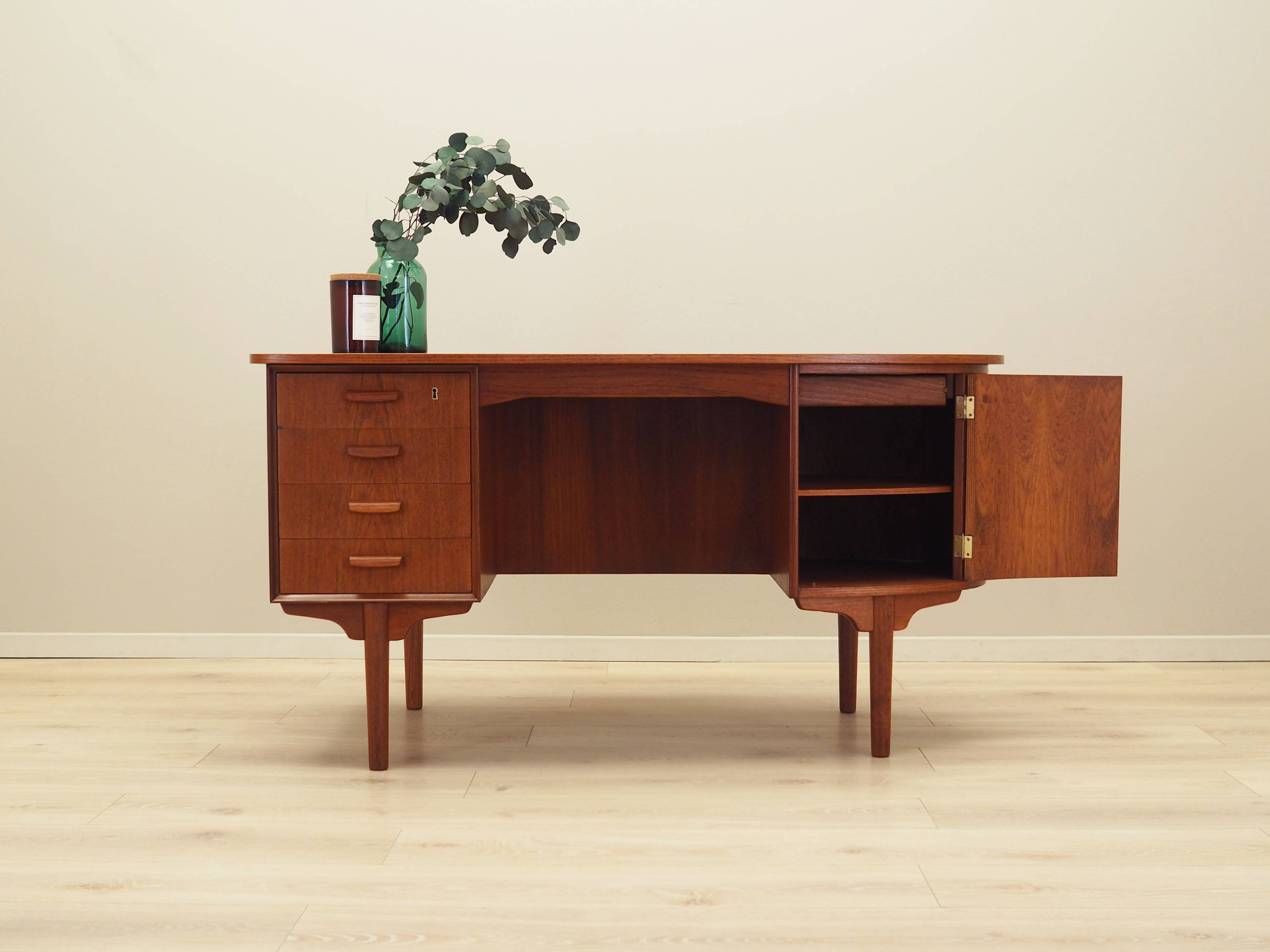 Teak desk, Danish design, 1970s, designer: H.P. Hansen, manufacturer: Rande