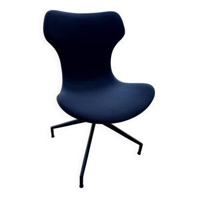 Chaise design Papilio Shell – Naoto Fukasawa – B&B Italia