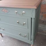 Commode redécorée couleur vert