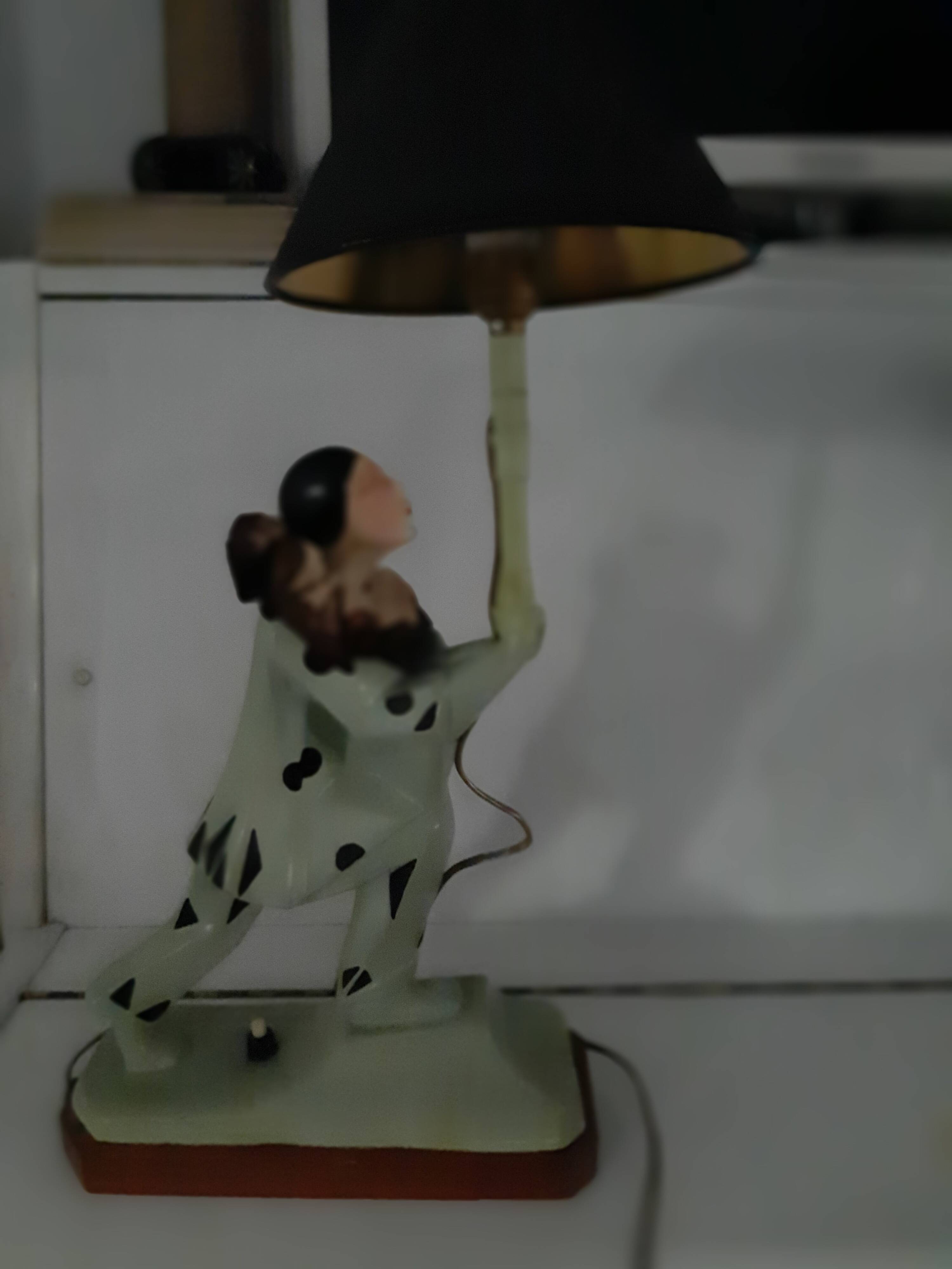 Harlequin-Pierrot art deco cubist lamp