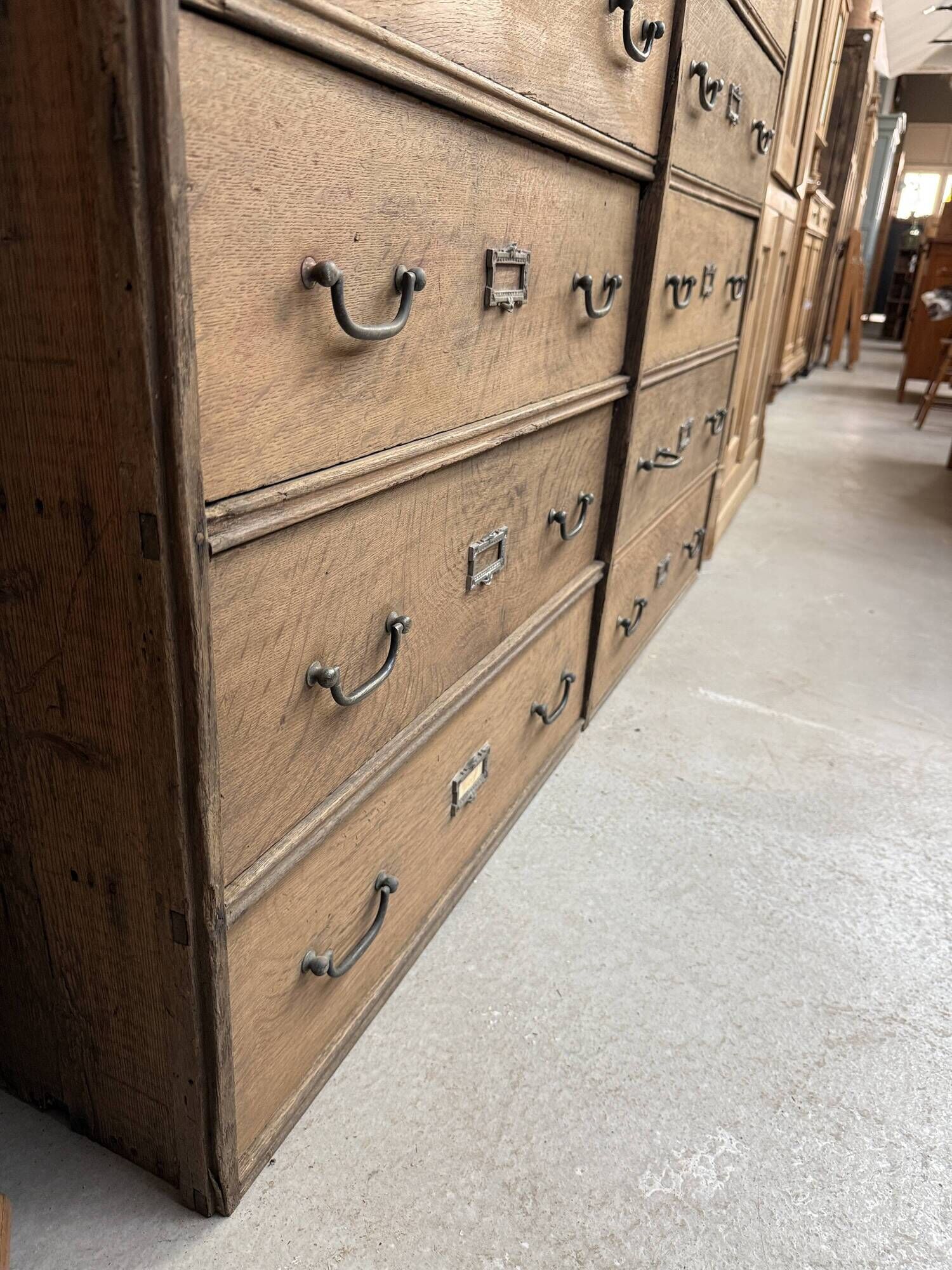 Large workshop cabinet with drawers (renovated)