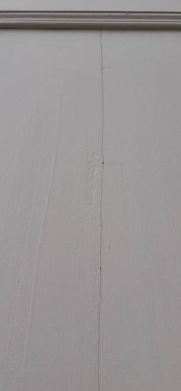 Pair of 19th-century cupboard doors and their frame (1st), woodwork