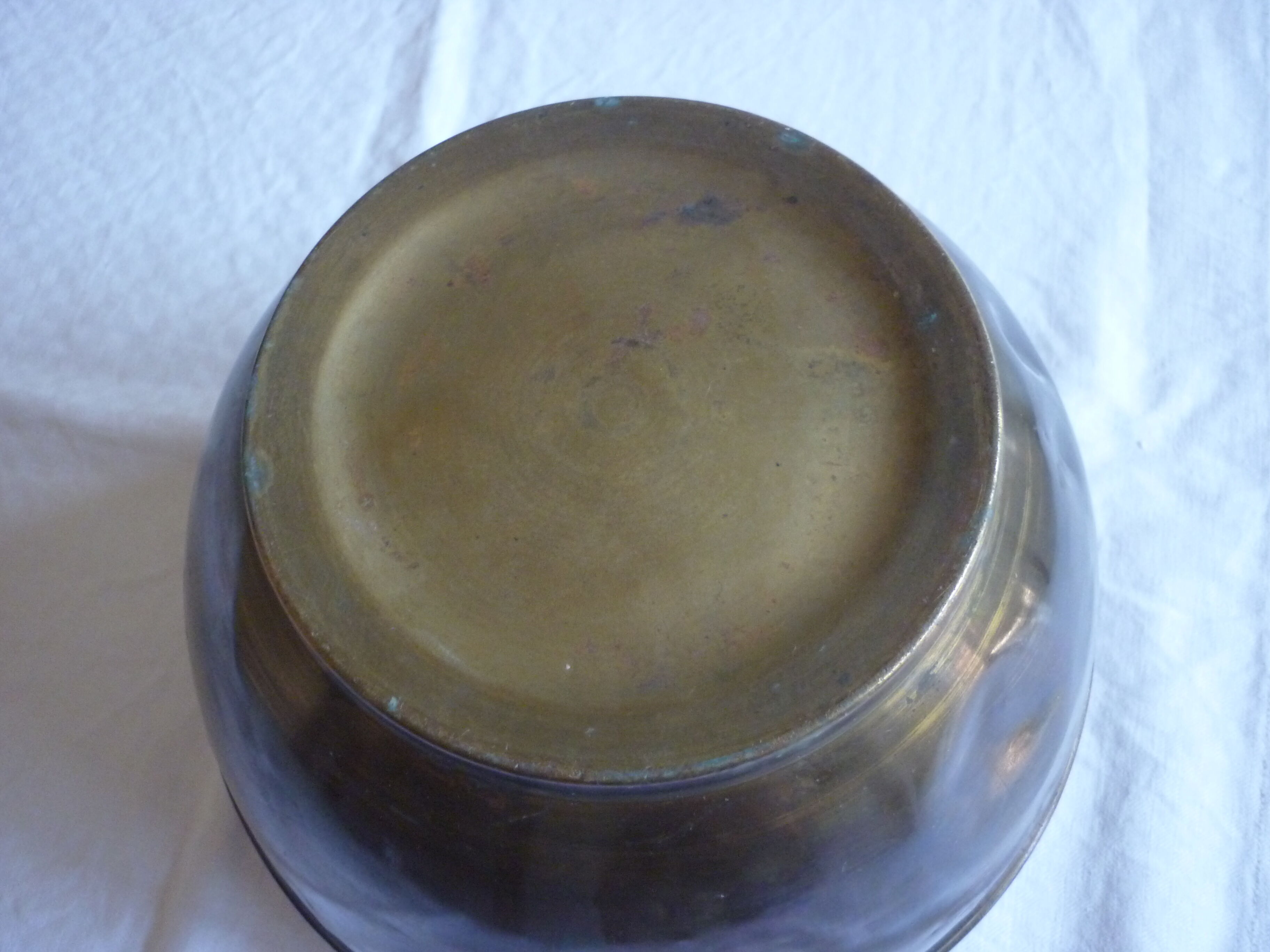 Cache pot brass floral décor