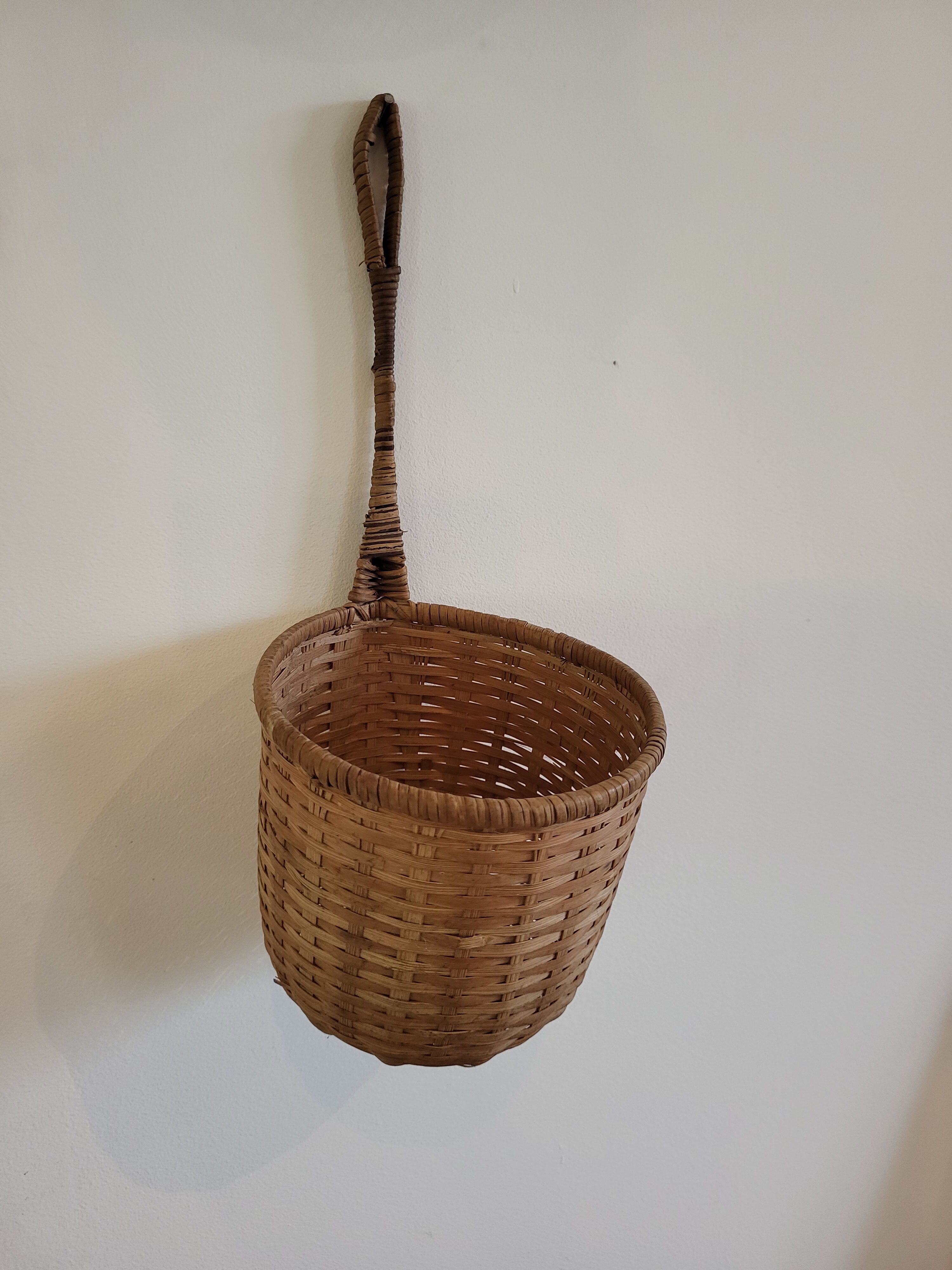 Vintage woven wicker pan