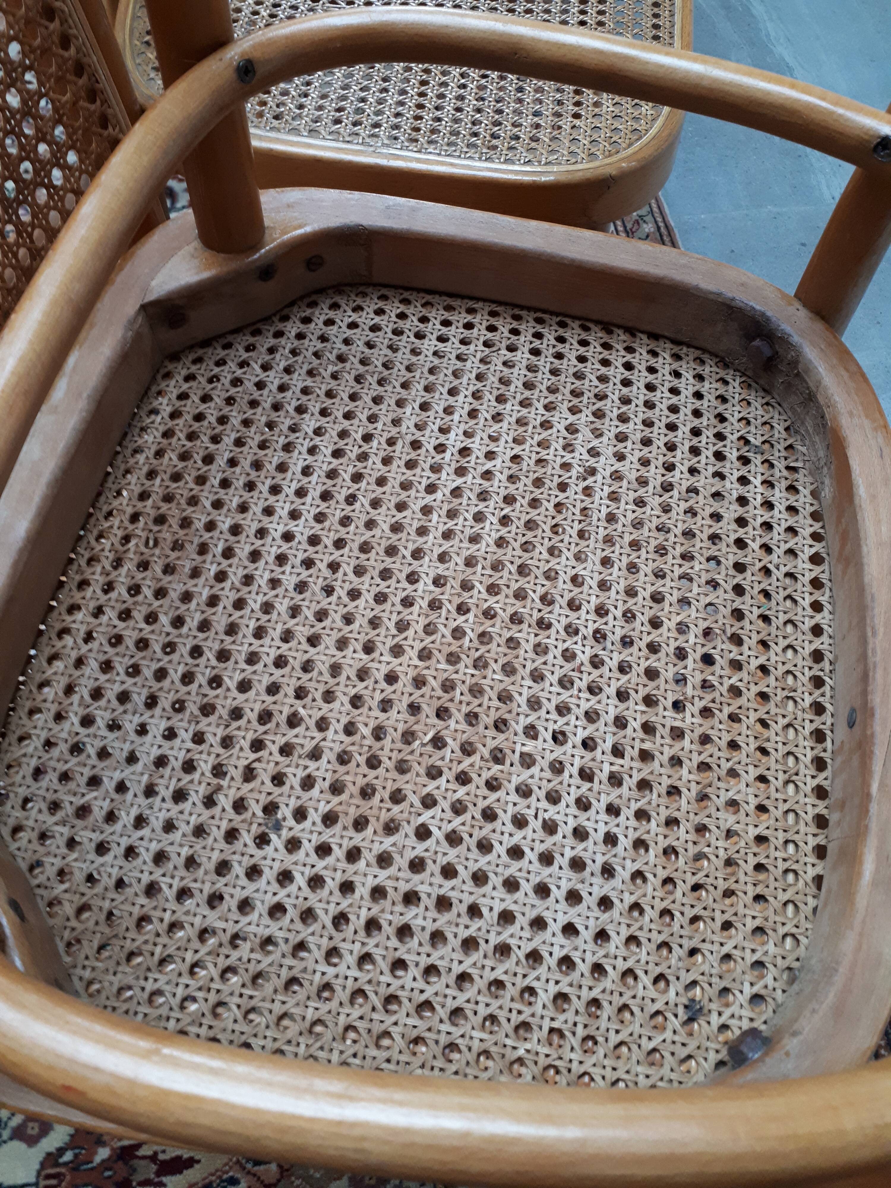 Set of 4 chairs model 811 Hoffman