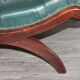Tabouret ottoman chesterfield en cuir capitonné