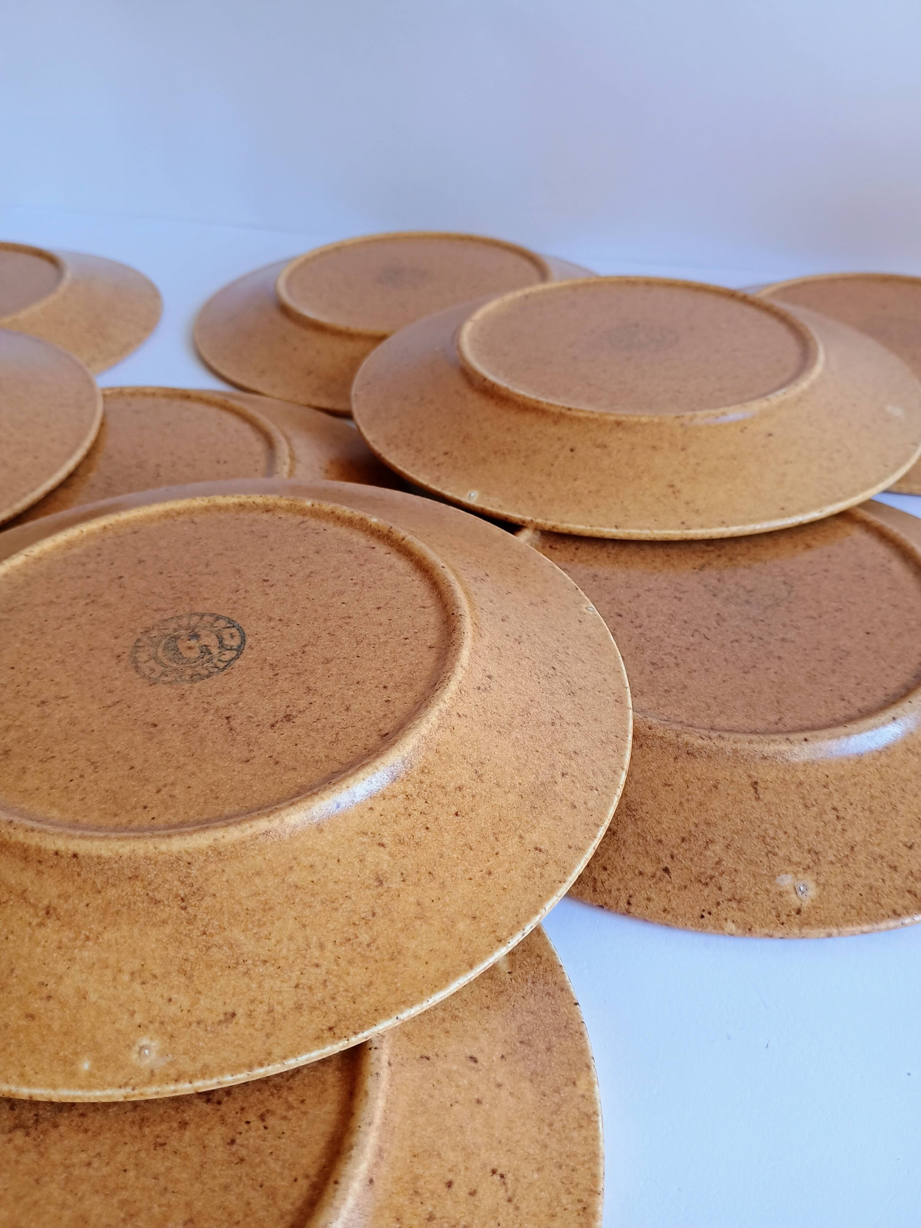 Set of 10 dessert plates Gres Chantilly Longchamp France