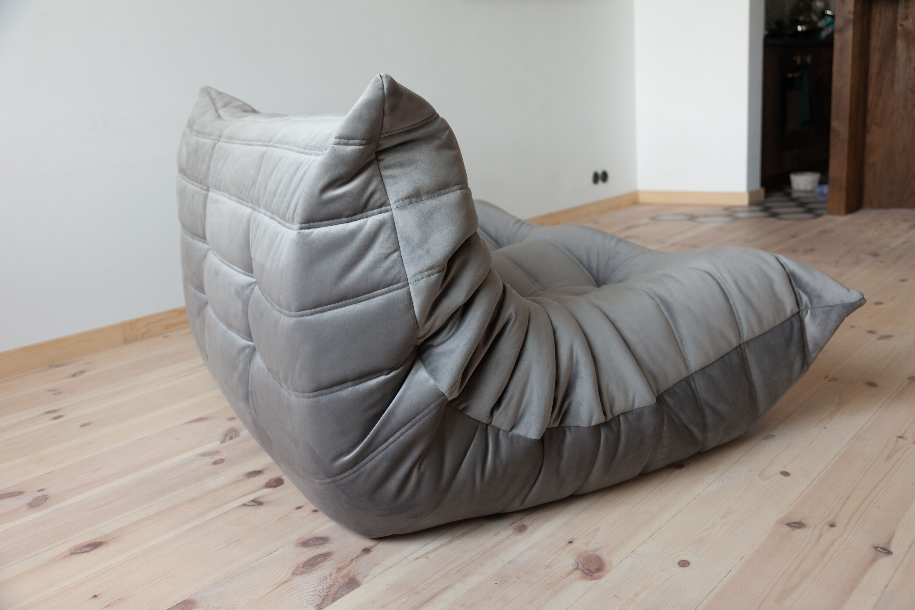 Togo sofa model designed by Michel Ducaroy 1973