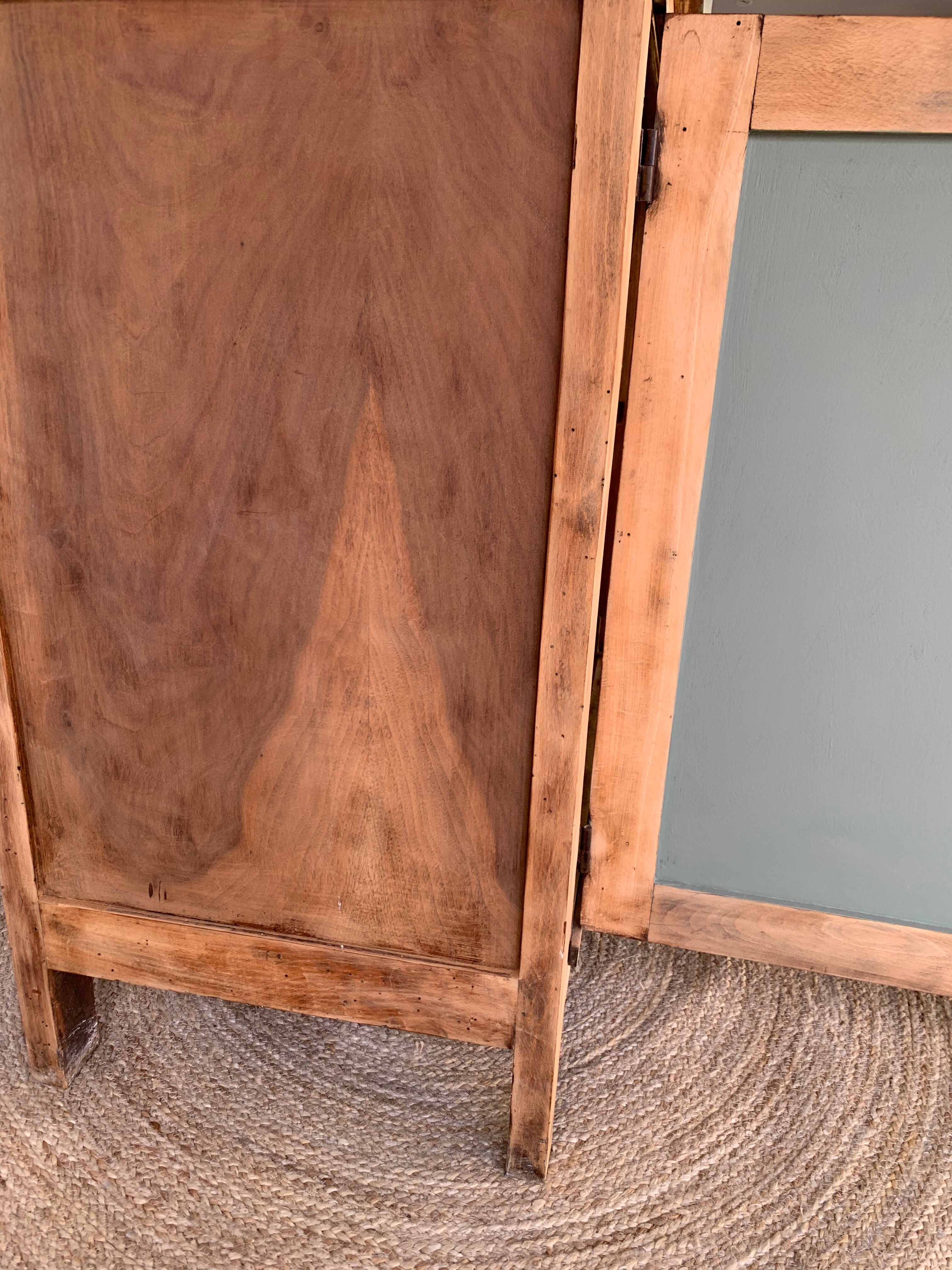 Green buffet and raw wood