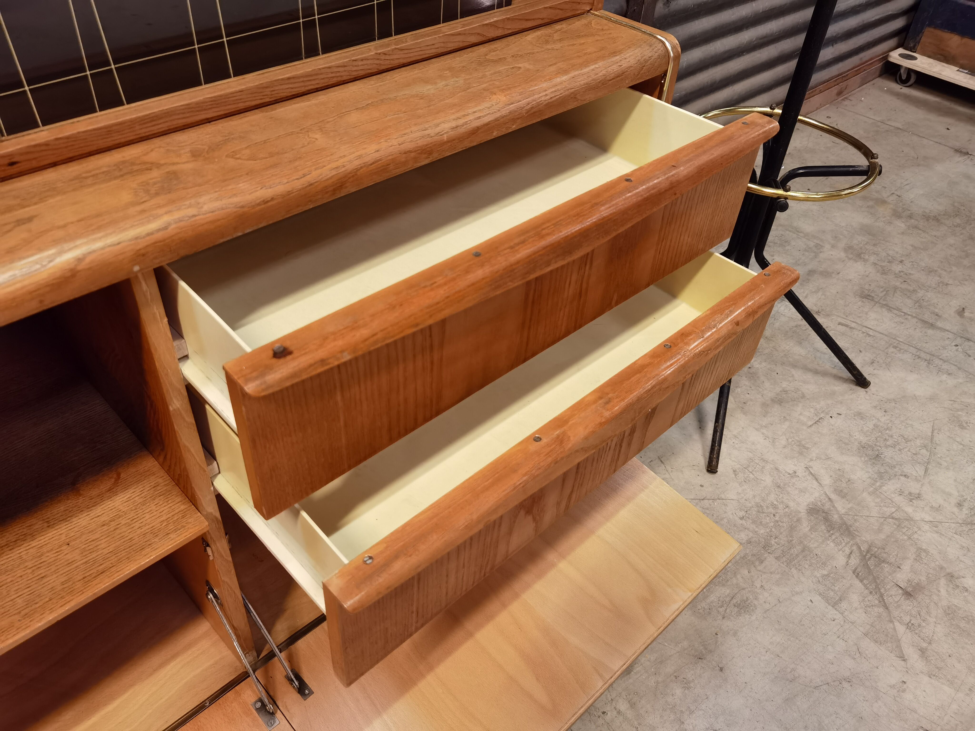 Buffet U372 / 386 Bohumil Landsman and Hubert Nepožitek for Jitona Soběslav