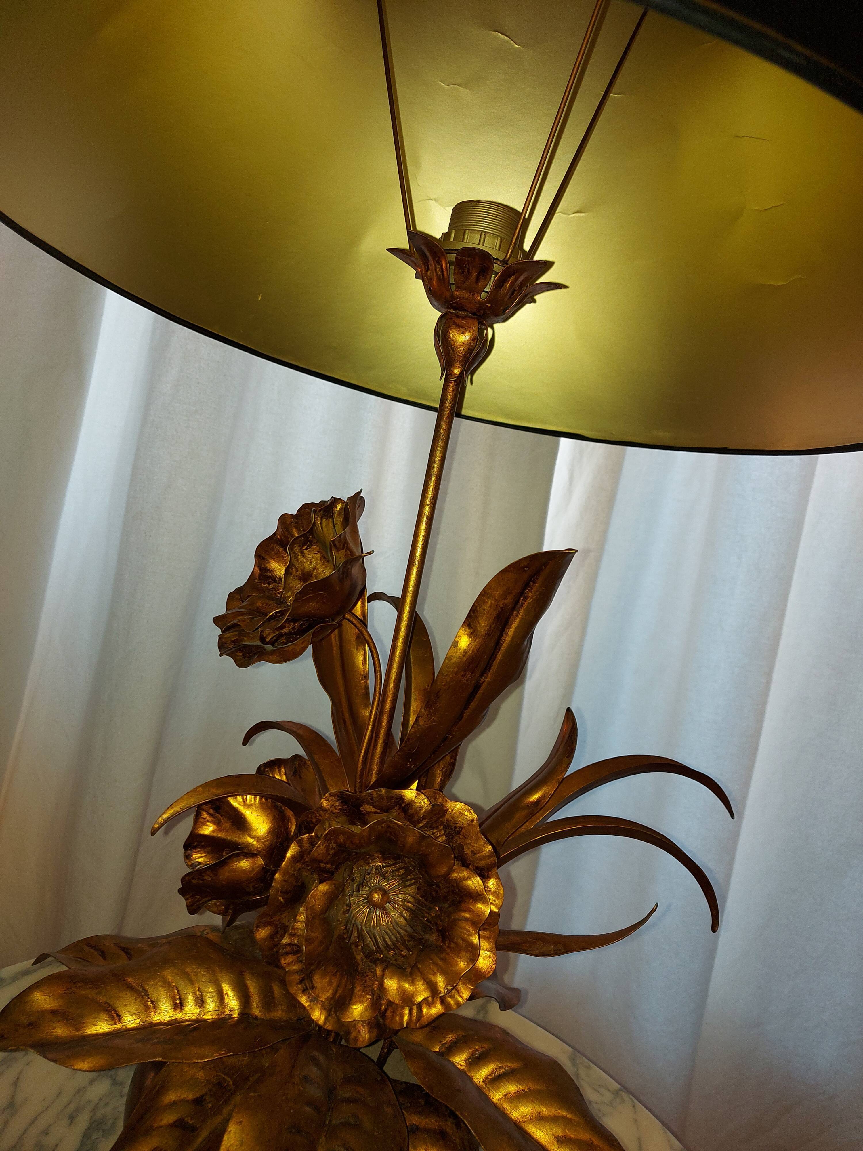 Large lamp, bouquet of vintage anemone flowers, gold metal, Hans Kogl
