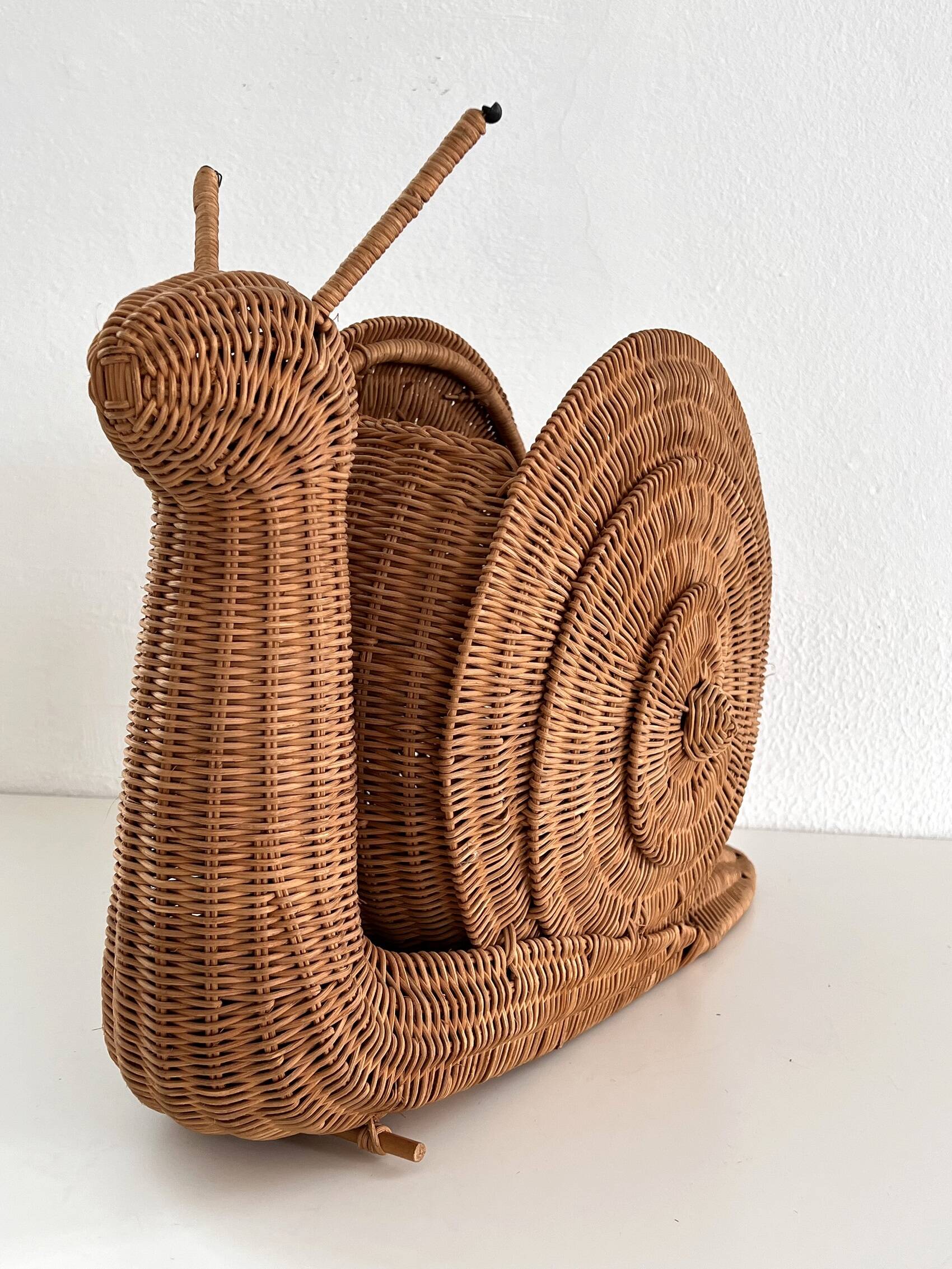Italian Vintage Large Rattan Snail Basket, 1980s