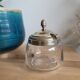 Boîte en verre ciselé et couvercle argent