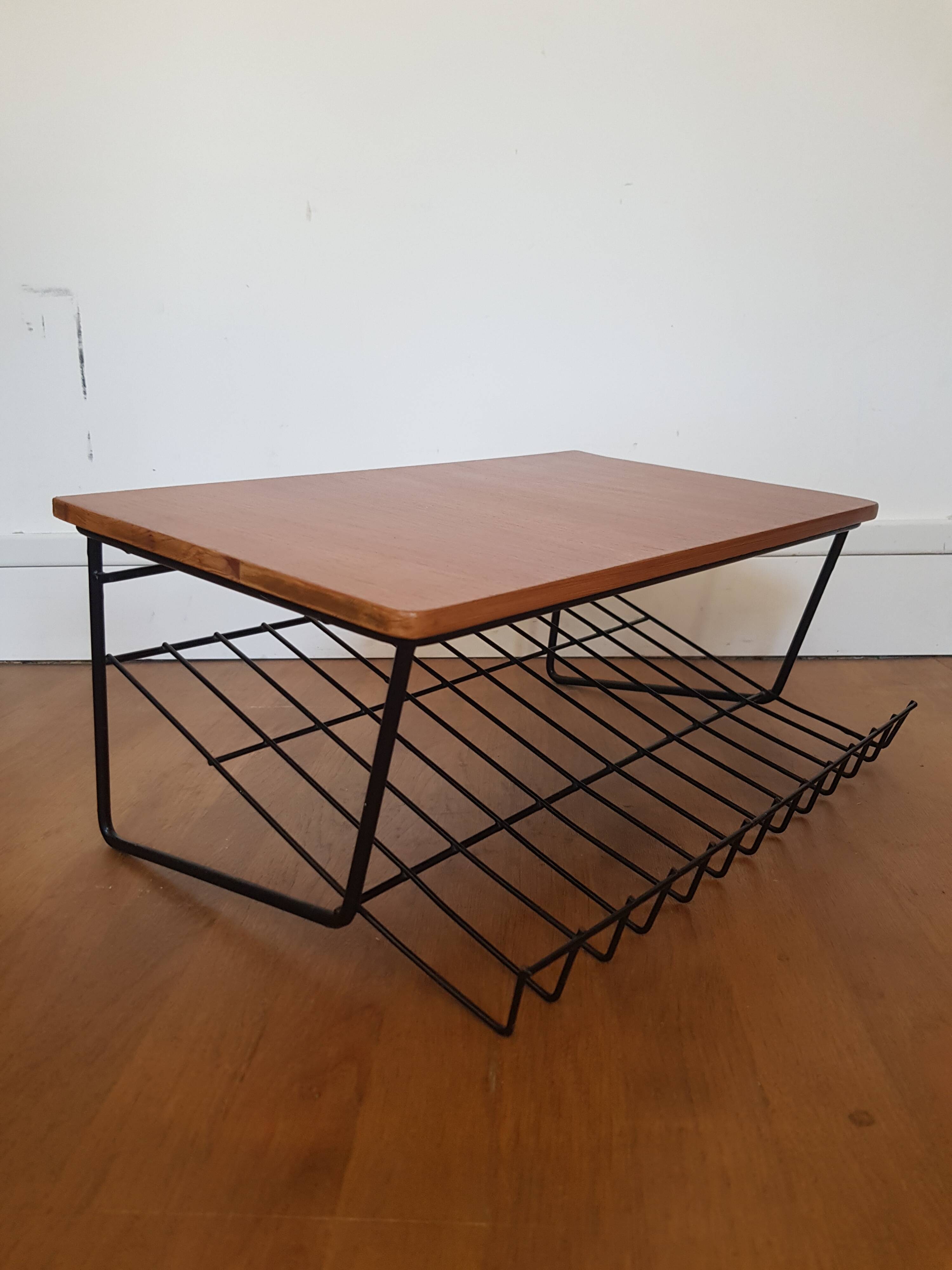 Scandinavian wall-mounted bedside table