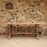 Farm table