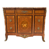 Commode a ressaut
