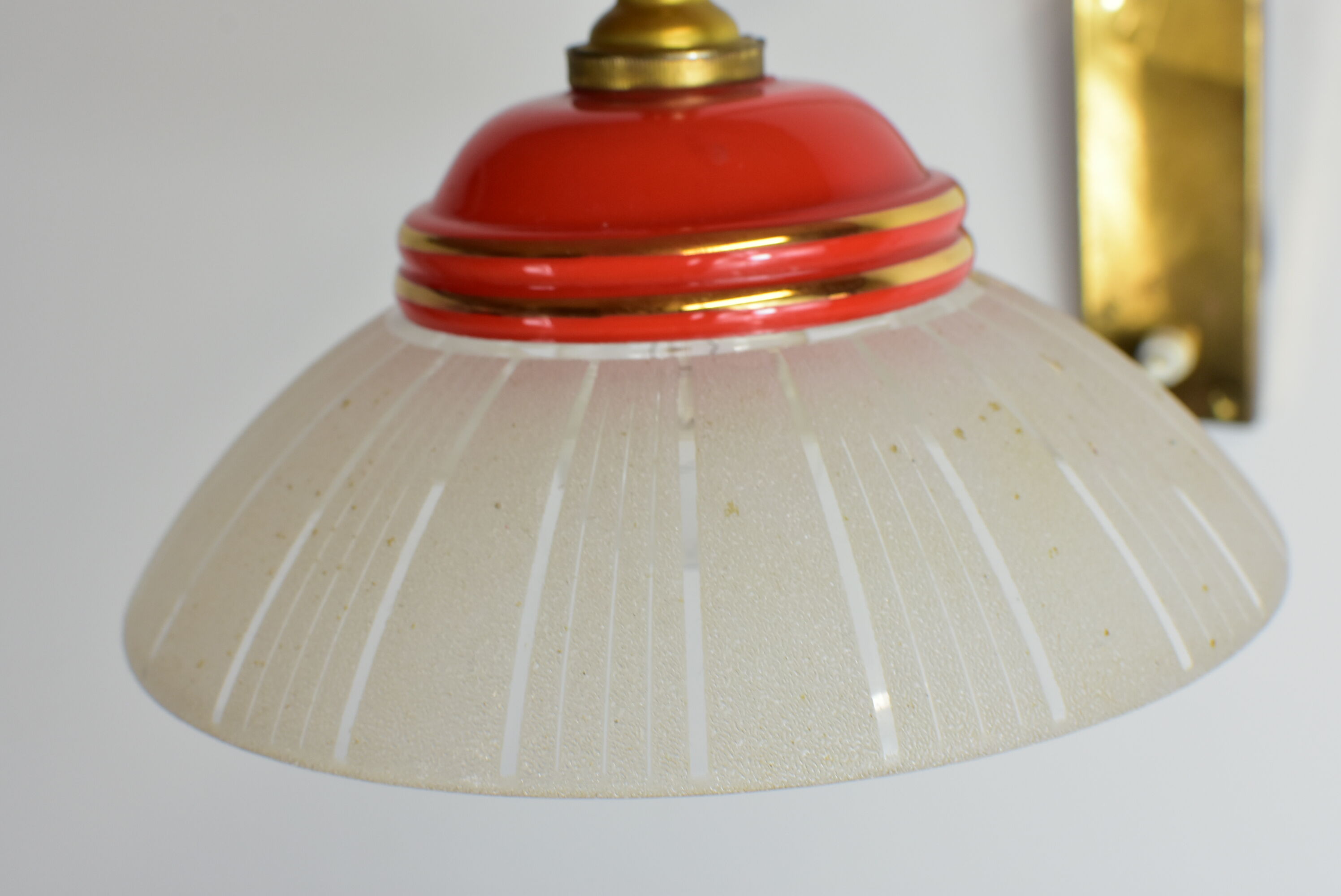 Adjustable wall lamp