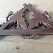 Porte pipes en bois sculpté
