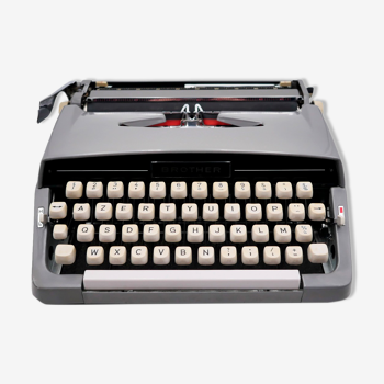 Machine à écrire Brother vintage révisée ruban neuf