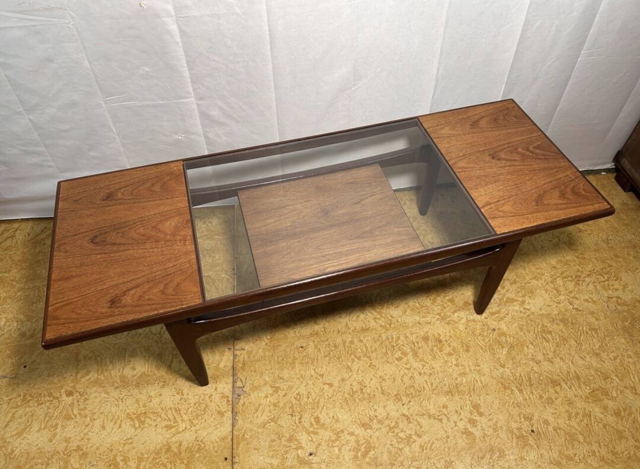 Mid century retro vintage teak coftee table by GPlan "Mad Man" 1960 Mi