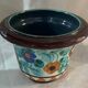 Cache pot decor fleurs en céramique