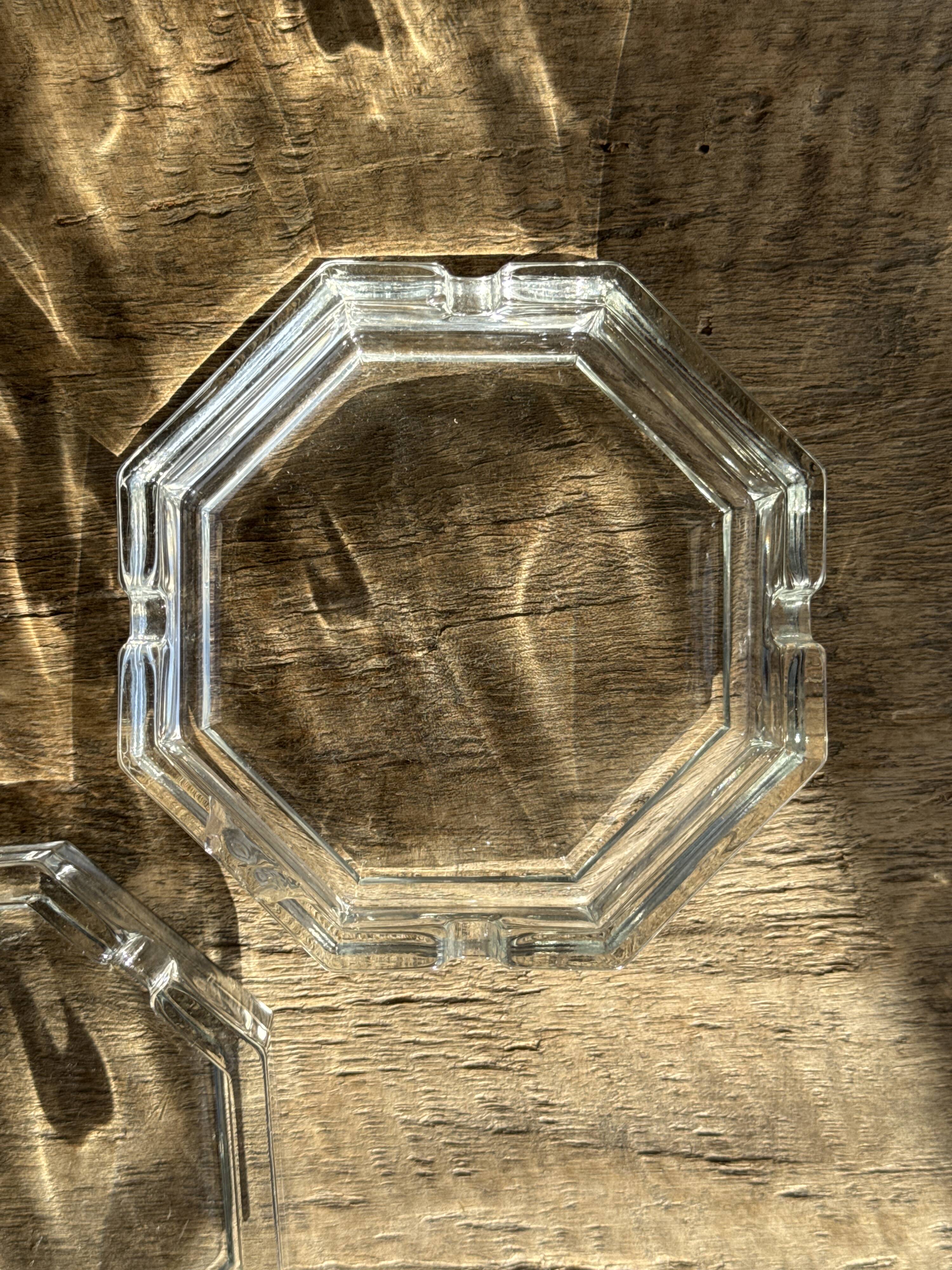 Set of 2 vintage octagonal glass ashtrays D11 H3.5