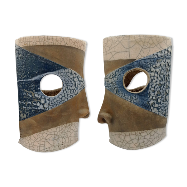 Paire de vases visage en céramique