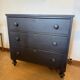 Commode anglaise en bois patiné noir