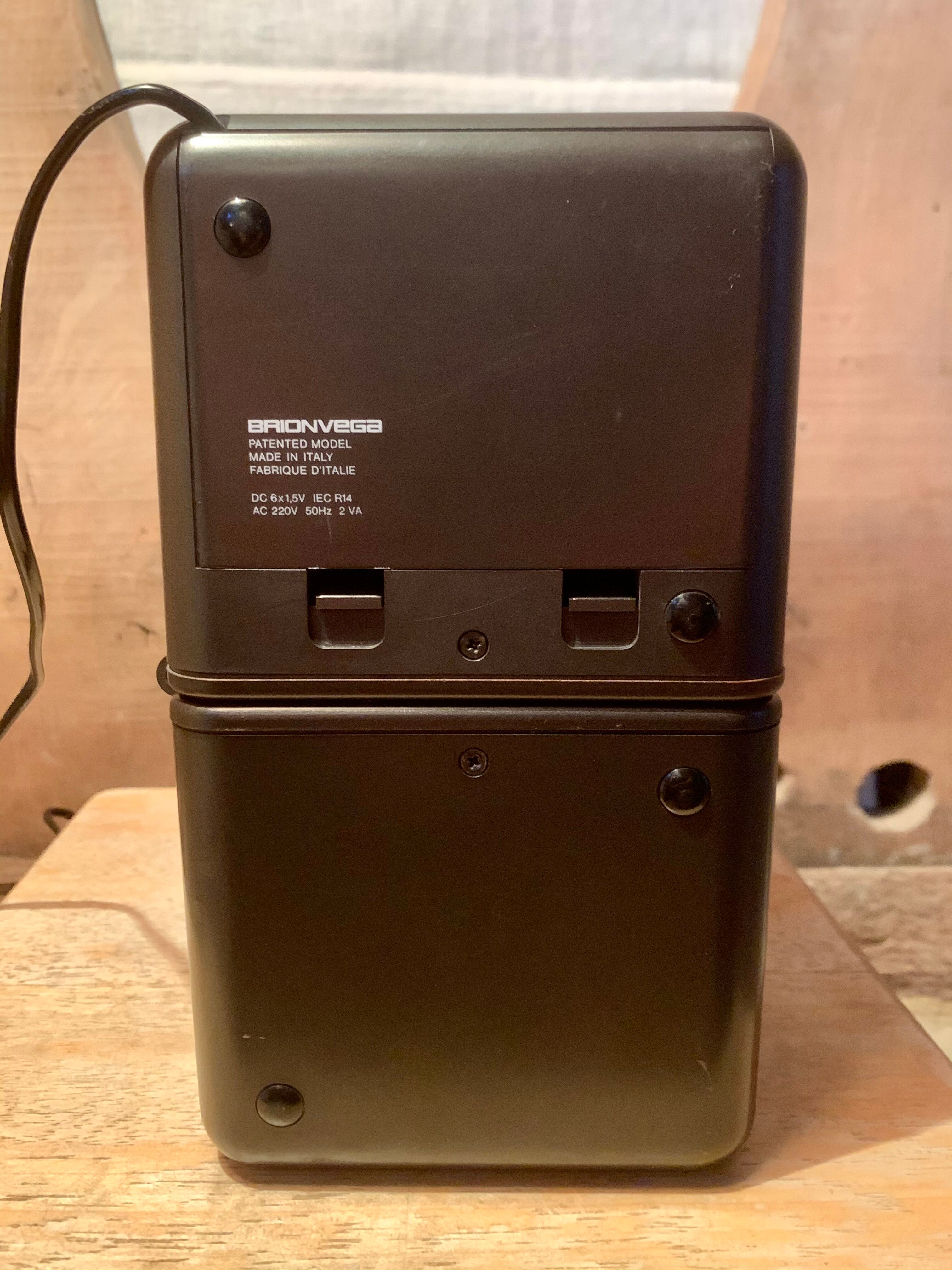 Radio Brionvega Cubo TS505