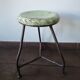 Tabouret tripode vintage, style industriel bois et métal