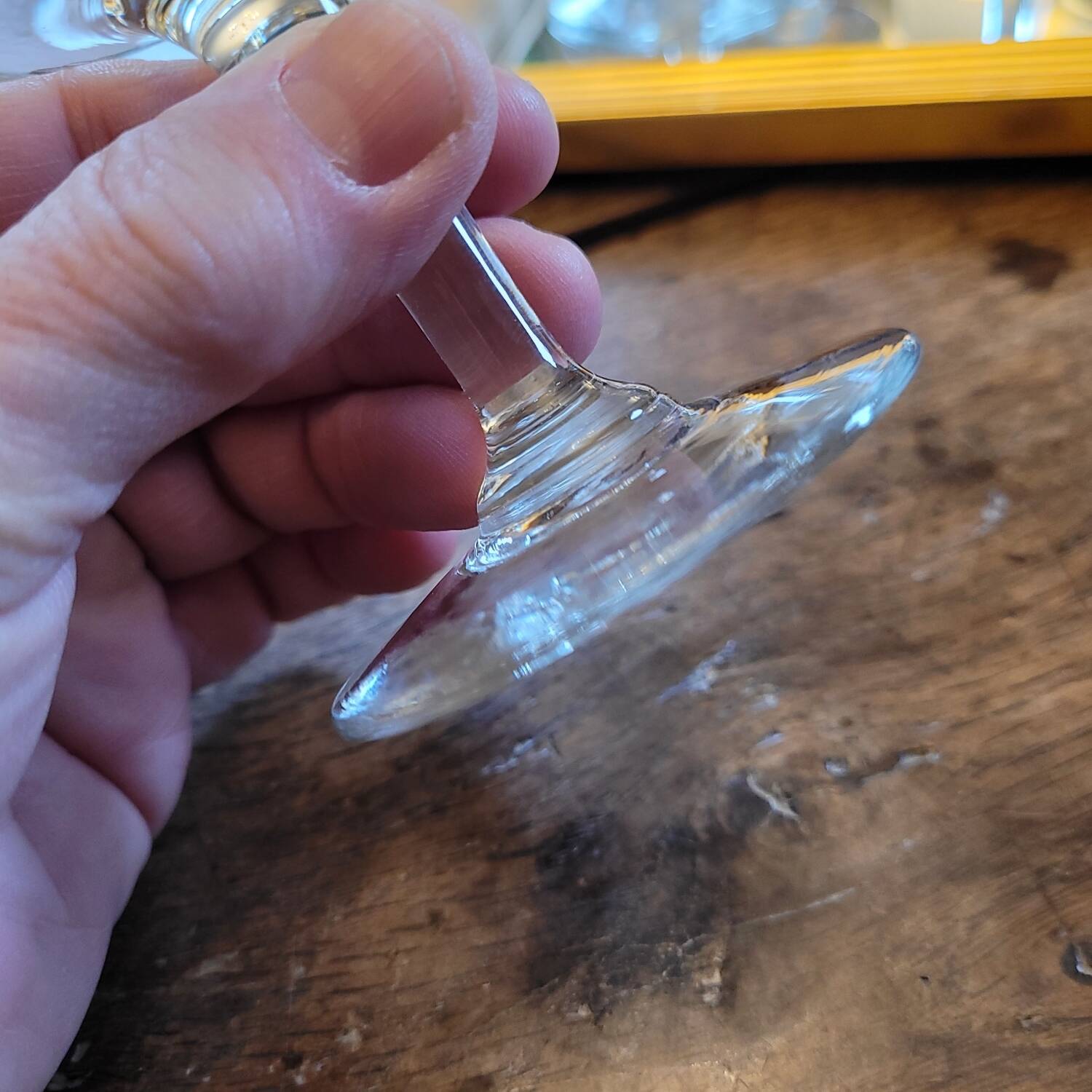 vintage champagne glasses from the 1950s-60s