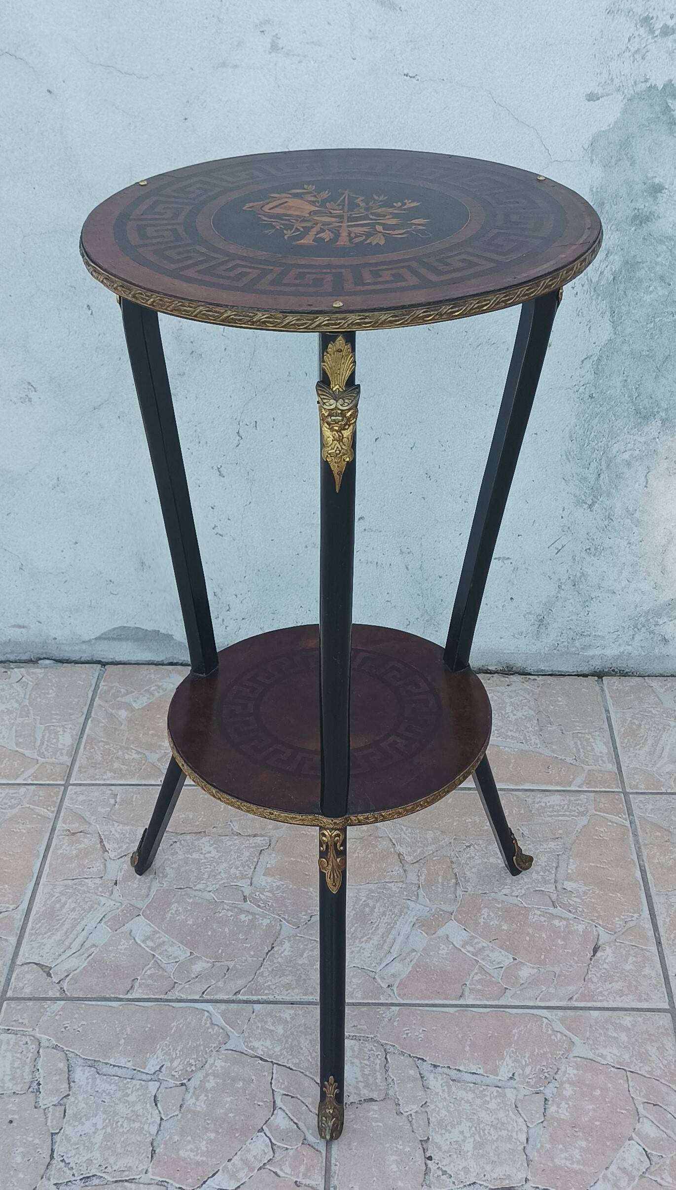 Napoleon III saddle in precious wood marquetry