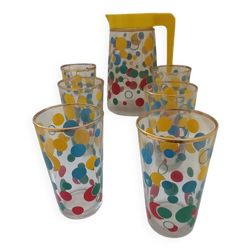 Service a jus de fruit colore