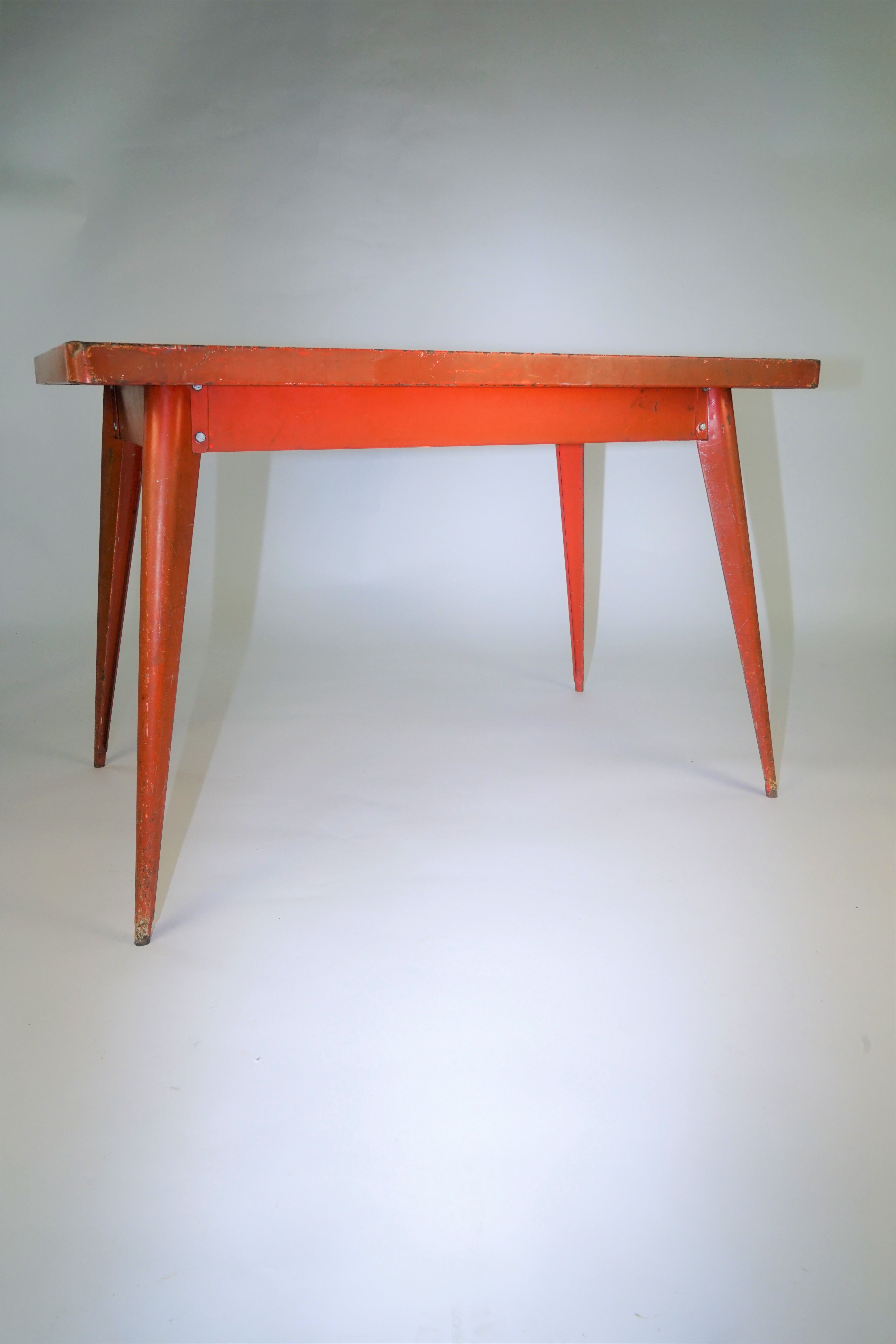 Bistro table tolix model 55
