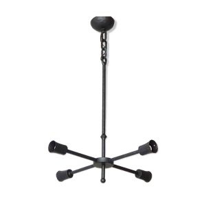 Suspension brutaliste