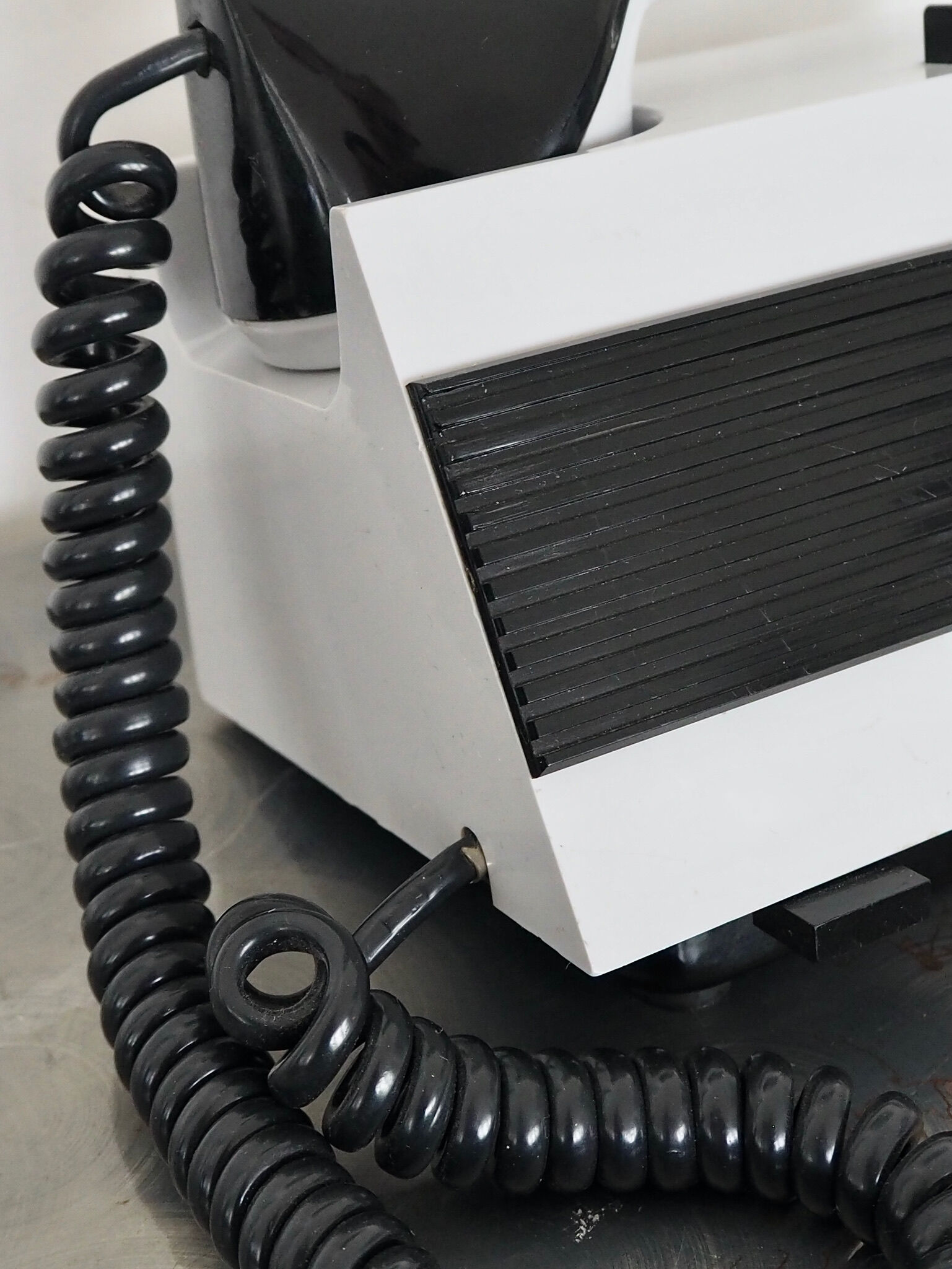 Téléphone rotatif « Tesla » des années 1970