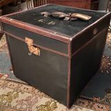 Travel trunk late nineteenth marked "At the start, Paris"