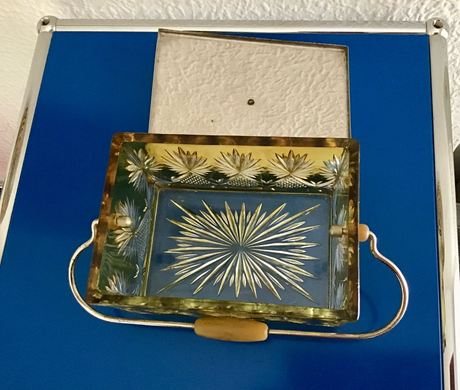 Amber cut crystal bonbonnière, metal mount – Art Deco