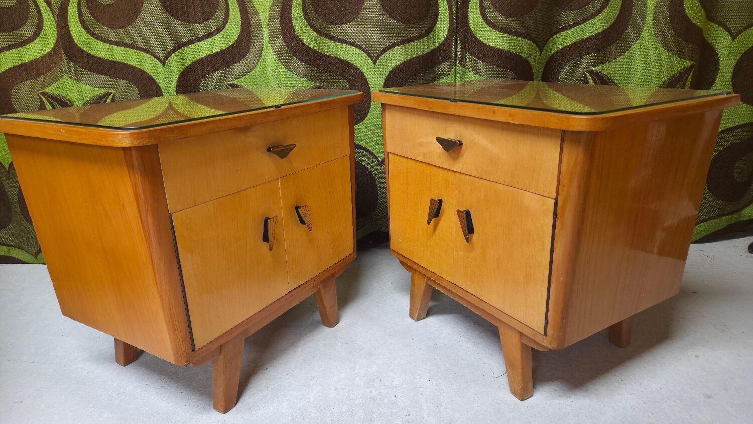 1960 bedside tables
