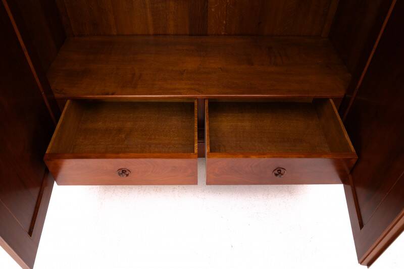 Biedermeier wardrobe from around 1850. After renovation.