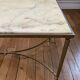 Table basse en marbre et laiton