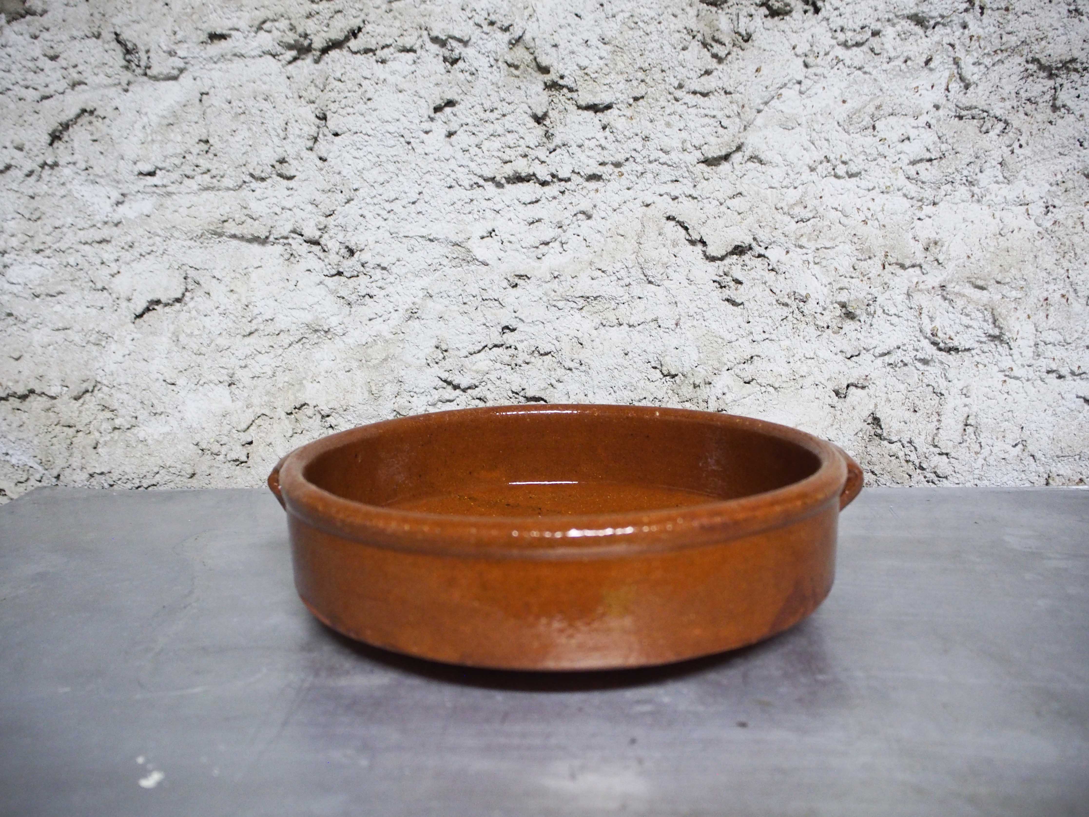 Dish 2/4 people in glazed terracotta