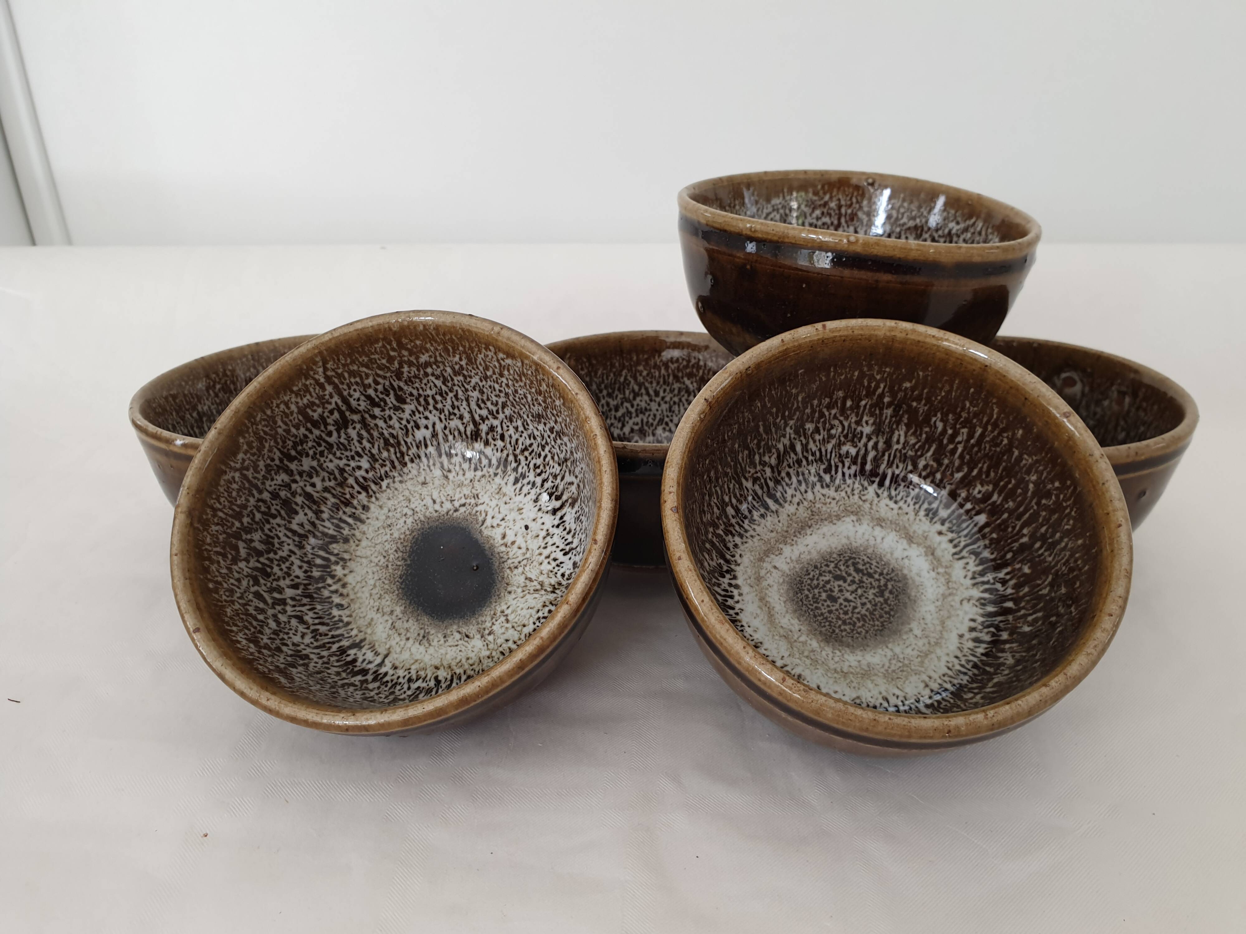 Set of 6 ramekins Bowls / cups in glazed ceramic Signed Alésia